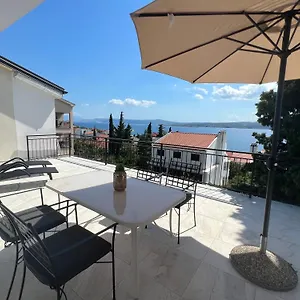 Moro Apartment